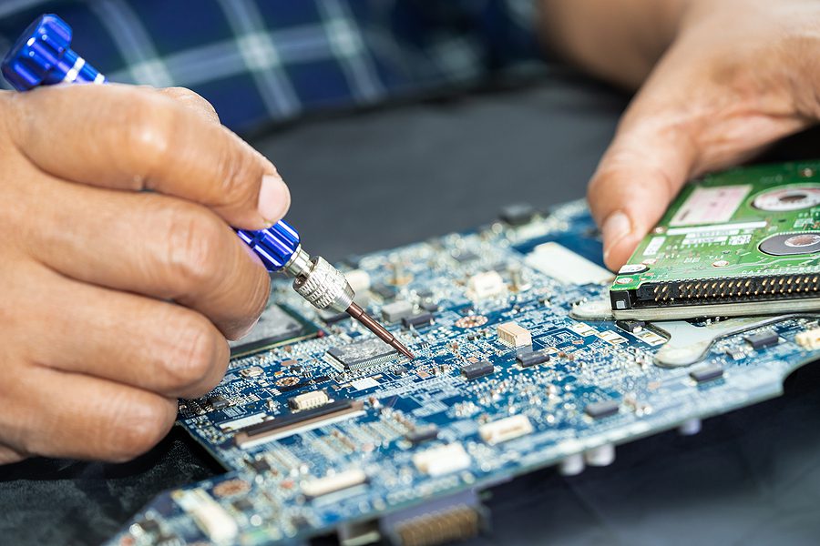 Mitigating Common PCB Assembly Challenges Post Thumbnail