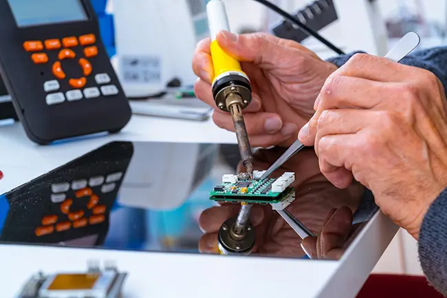 5 Key Qualities to Look for in an Electronic Manufacturer Post Thumbnail
